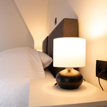 Hotel Swaenenburg Oostrozebeke Екстер'єр фото
