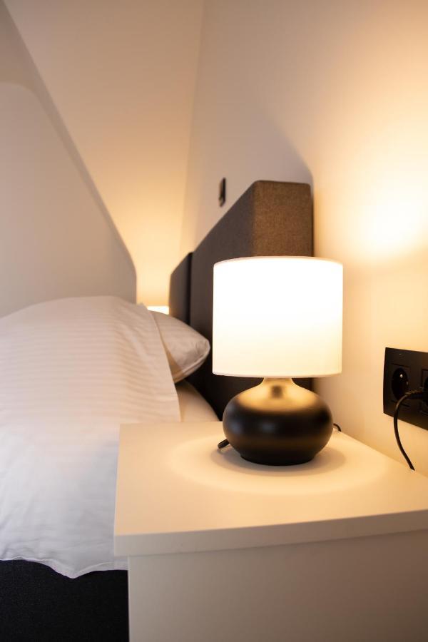 Hotel Swaenenburg Oostrozebeke Екстер'єр фото